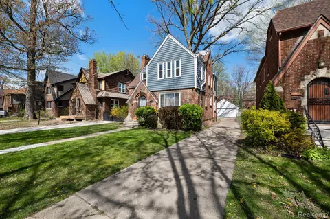 5250 Kensington Ave, Detroit, MI 48224
