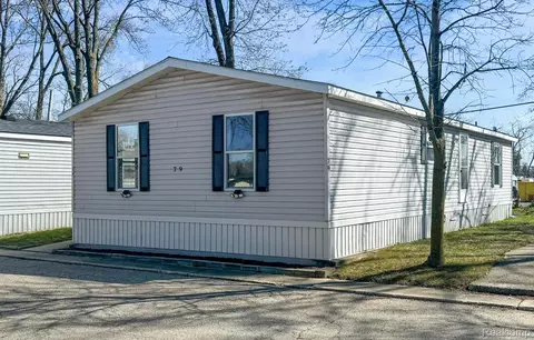 20832 Tuck #79, Farmington Hills, MI 48336