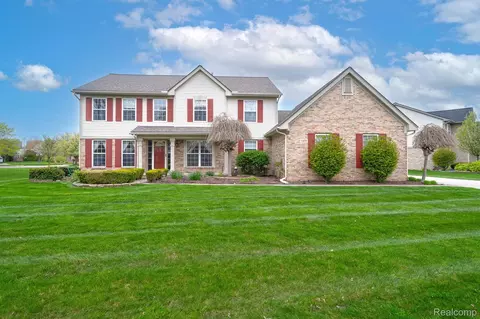 1479 Hendrie, Canton, MI 48187