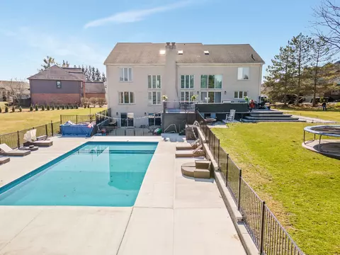 3545 Grandview Crt Ct, Shelby Township, MI 48316