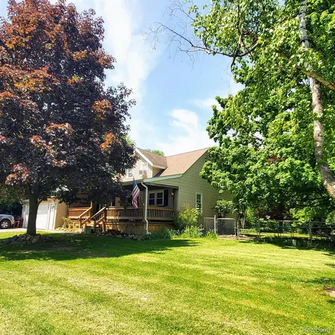 3292 Van Campen Rd, Flint, MI 48507