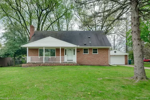 42857 Savage Rd, Van Buren, MI 48111