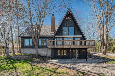 15034 Valley Dr, Nunda, MI 49799