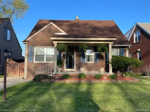 4227 Lafayette Blvd, Lincoln Park, MI 48146