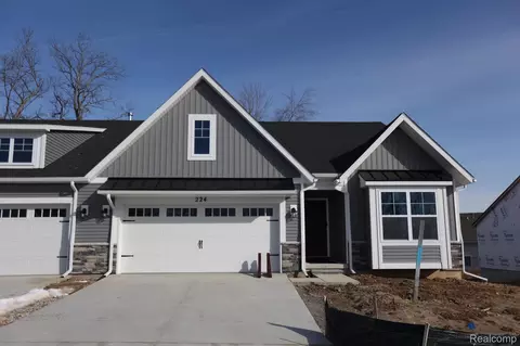 1012 Camellia Cir 48 20 Cir #48, Marion, MI 48843