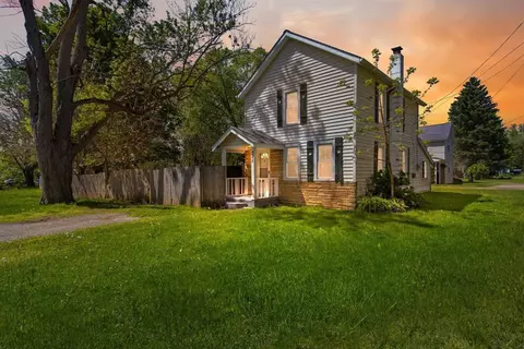 325 N Ann St, Byron, MI 48418