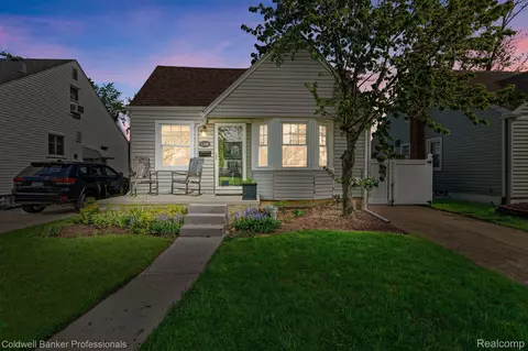 1240 Princeton Rd, Berkley, MI 48072