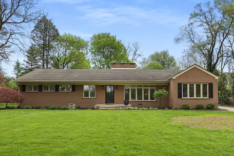 2845 Lahser Rd, Bloomfield Hills, MI 48304