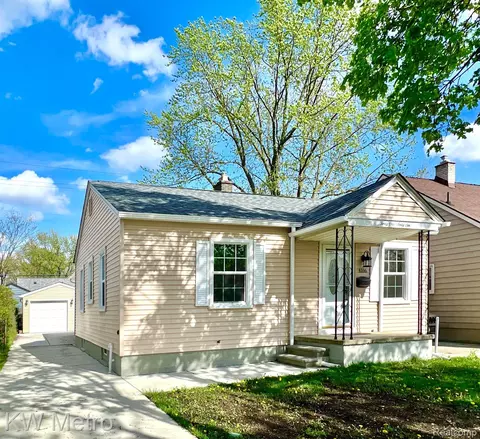 4166 Buckingham Ave, Berkley, MI 48072