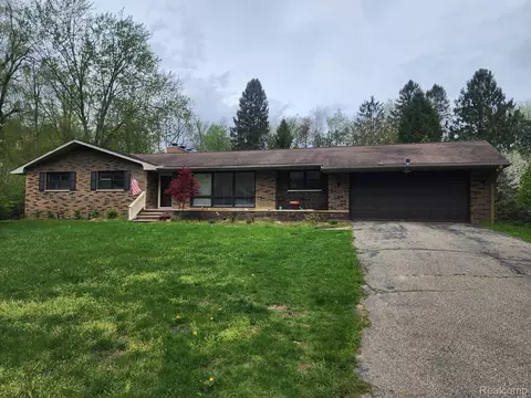 3310 W Morrell St, Summit, MI 49203