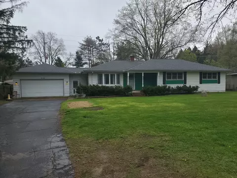 290 Granger Rd, Brandon, MI 48462