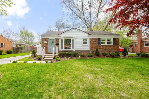 30585 Minton St, Livonia, MI 48150
