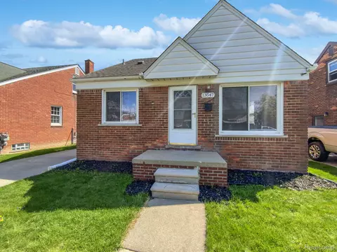 13547 Ward St, Southgate, MI 48195