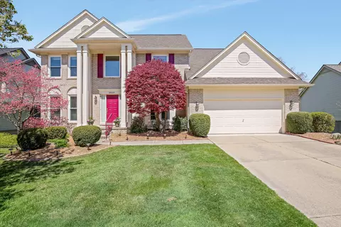 28529 Golf Pointe Blvd, Farmington Hills, MI 48331