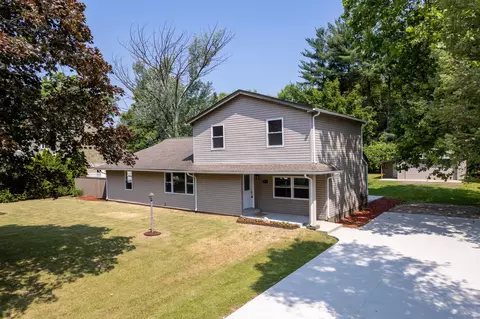 46236 Sunset St, Northville, MI 48167