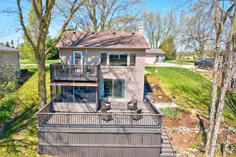 5525 Mangus Rd, Tobacco, MI 48612