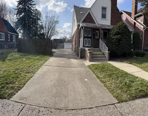 15771 Robson St, Detroit, MI 48227