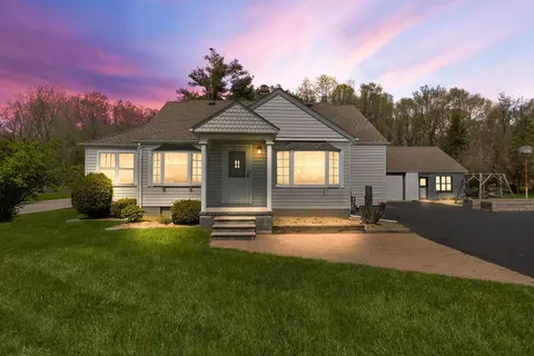 33326 Willow Rd, Huron, MI 48164
