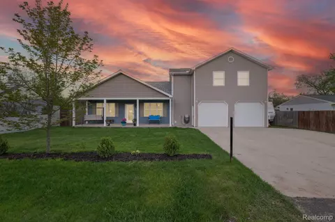 3446 Longview Ave, Rochester Hills, MI 48307