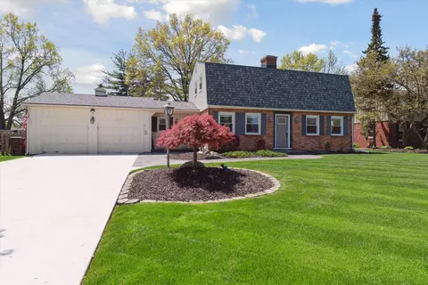 5485 Timber Ln, Monroe, MI 48161