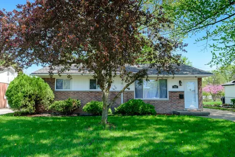 1523 Raymer St, Westland, MI 48186