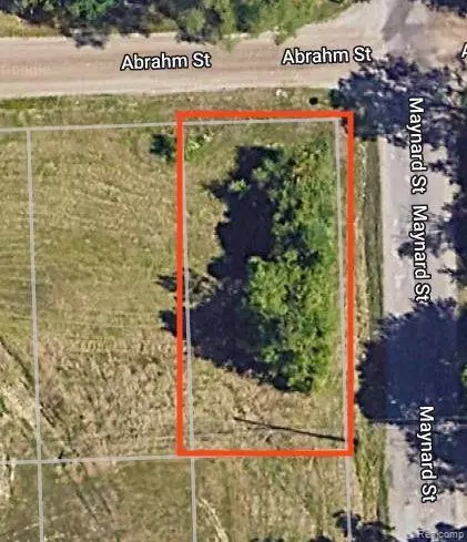 013 Abrahm St, Clinton, MI 48035