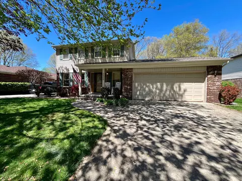 34336 Claudia Crt Ct, Westland, MI 48185