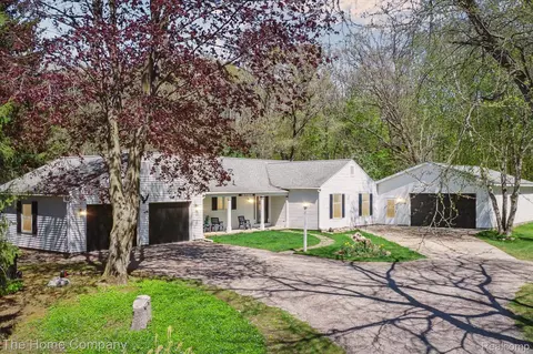 13890 Island Lake Rd, Dexter, MI 48118