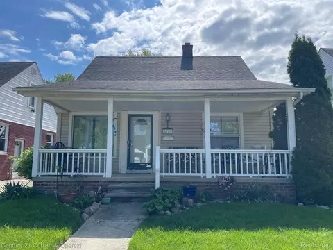 3159 Raymond Ave, Dearborn, MI 48124