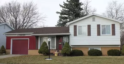 3825 Gloucester St, Flint, MI 48503