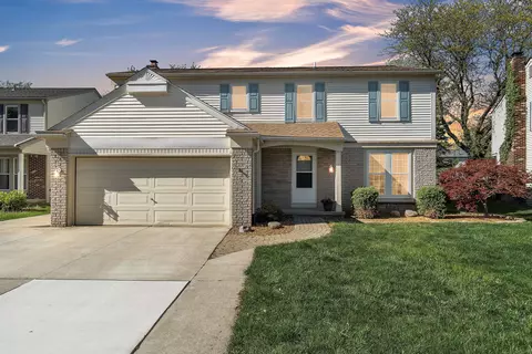 43154 Hadley Crt Ct, Canton, MI 48188