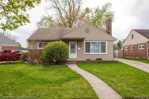 1926 Raymond Ave, Dearborn, MI 48124