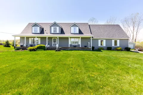 5164 Marsh Rd, China, MI 48054