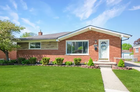 1545 Connie Ave, Madison Heights, MI 48071