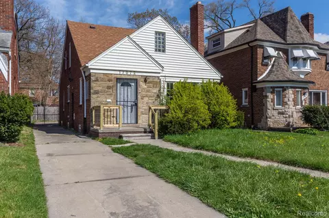 17572 San Juan Dr, Detroit, MI 48221
