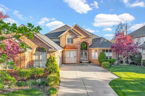 1507 Wandrei, Commerce, MI 48382