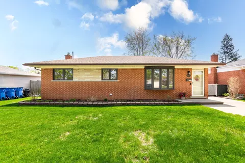 14662 Colpaert Dr, Warren, MI 48088