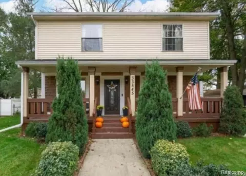 33545 Bock St, Garden City, MI 48135