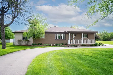 17285 Inkster Rd, Brownstown, MI 48174
