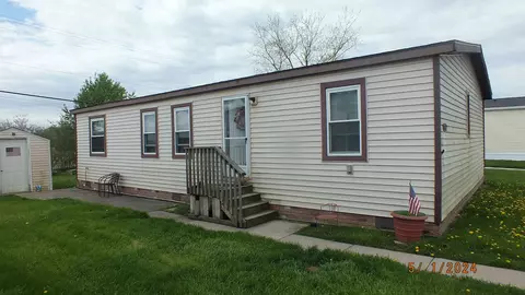 1484 Henri, Newport, MI 48166