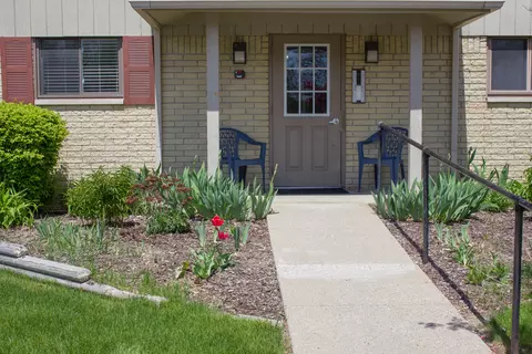 1092 Hillcrest Dr 42 I Dr #42, Oxford, MI 48371