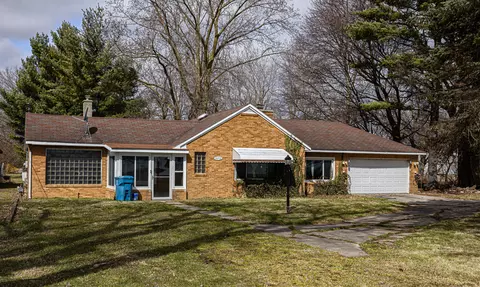 10765 S Dixie, Erie, MI 48133