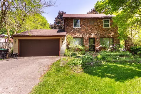 9965 Mortenview Dr, Taylor, MI 48180