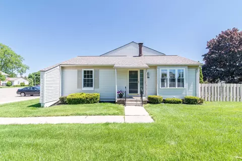 24606 Bashian Dr, Novi, MI 48375