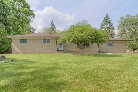 25330 Pennsylvania Rd, Taylor, MI 48180