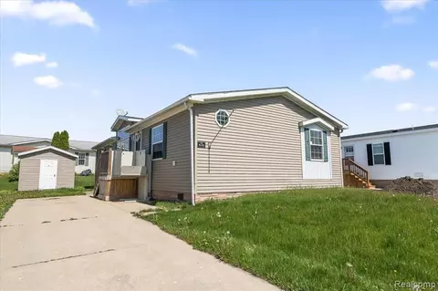 9692 Keynes, Northville, MI 48167