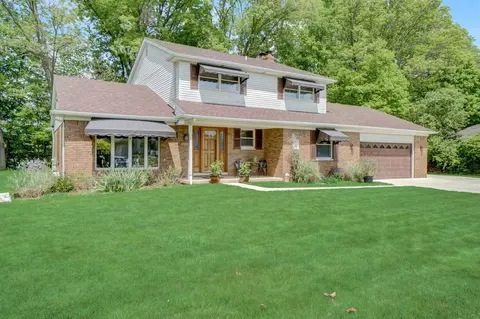 38790 Santa Barbara St, Clinton Township, MI 48036