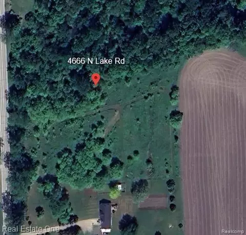 4666 N Lake Rd, Columbiaville, MI 48421