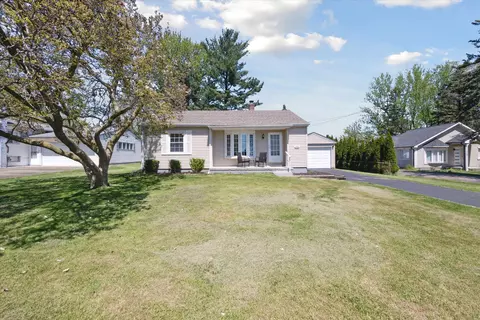 124 Wabash Rd, Rochester Hills, MI 48307
