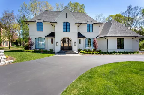 217 Dourdan, Bloomfield Hills, MI 48304